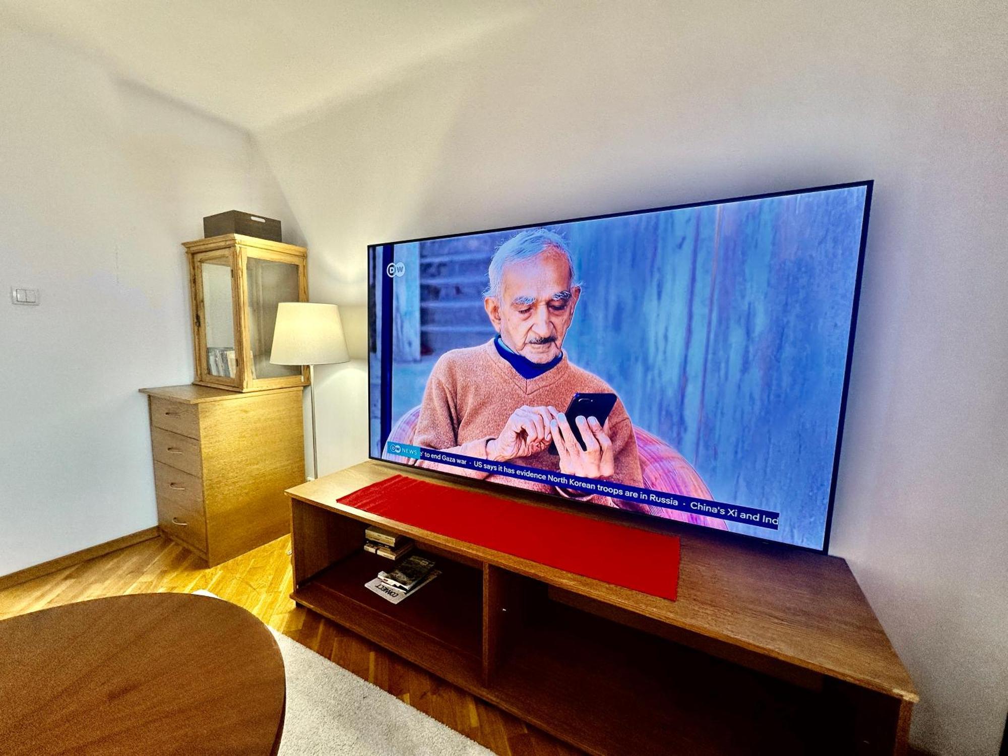 Old Town Best View Wifi 300 Mb/S Huge Screen Netflix Appletv Amazontv Варшава Экстерьер фото